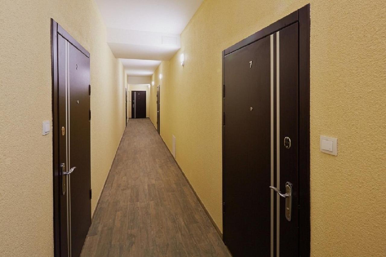 Apartment On Lychakivska Lviv Bagian luar foto